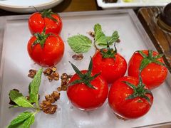 番茄脆菇沙拉-小大董·烤鸭(王府井apm店)