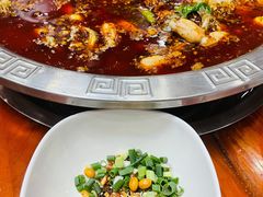 -刘胖娃鱼庄·特色肥肠鱼(杨家坪店)