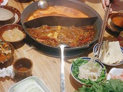 -虾领航小龙虾·吉林烧烤(柳州路店)