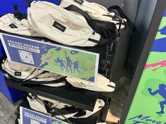 -迪卡侬(大英山店)