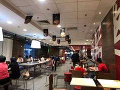 大堂-麦当劳(世贸店)