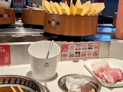 -龍歌自助小火锅(市南金茂湾店)