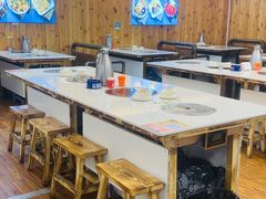 -老东镇啤酒屋海鲜加工·蒸汽海鲜·海鲜烧烤(台东店)