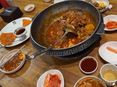 -喇喇排骨火锅·传统韩式脊骨汤(望京西园总店)