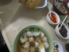 -张阿三馄饨店