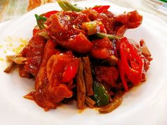 火辣辣猪手-椿记烧鹅(叠彩店)