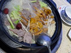 -九寨特色牦牛肉汤锅 羊肉汤锅