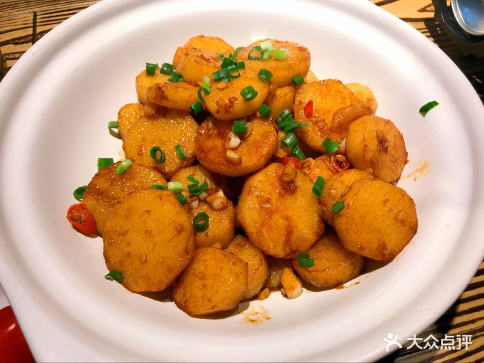 味派时尚餐厅.长沙菜(寮步店)酱汁淮山图片