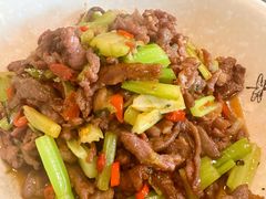 -贺记湘菜馆(东体育会路店)