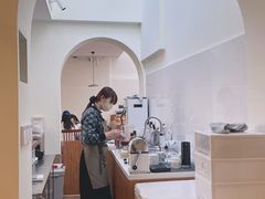 -有猫主题·治愈系猫咖(曾厝垵店)