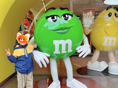 -m豆巧克力世界(上海世茂广场店)