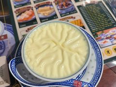 -广信牛奶甜品世家(台东店)