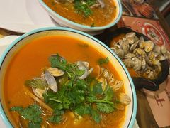 -何记花甲(海岸城旗舰店)