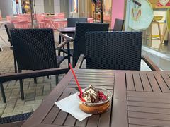 露天位-DQ·蛋糕·冰淇淋(大宁国际商业广场店)