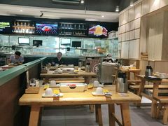 大堂-木屋烧烤(岗顶二店)