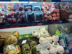 零售区-鲜丰水果(杭州庆春银泰店)