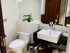 -上海浦东假日酒店