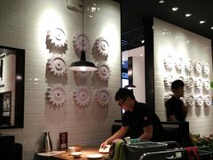 大堂-吕氏疙瘩汤·海鲜新鲁菜(海州利群店)