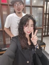 -侨治发型