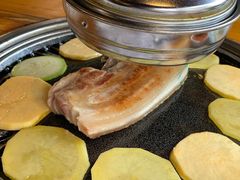 -唯成•韩国炭火烤肉 유성고기