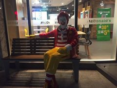 -麦当劳(政通路店)