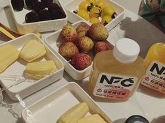 -涨巢·潮玩水疗局