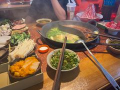 -赵美丽·重庆社区火锅·直营店(火车东站·中豪国际店)