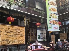-蔼若春.传承三十年云南菜(金碧公园店)