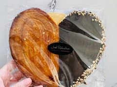 巧克力蝴蝶酥-Salon de The de Joel Robuchon(外滩18号店)