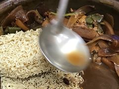 -奇味鸡煲(麦地店)
