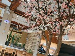 -蜜桃餐厅·伴山(湖滨商业街店)
