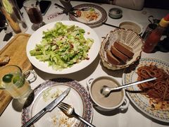 凯撒沙拉-俄士厨房(五棵松华熙LIVE店)