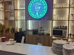 -咖啡人·融合餐厅(万达环宇店)