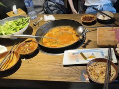 -贵厨酸汤牛肉(小十字店)