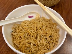 富春小笼包-大食代美食广场(上海中心店)