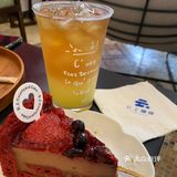 没有诗和远方，可以有咖啡和庭院