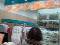 -福奈特洗衣·洗鞋·奢侈品护理(武汉国际广场店)