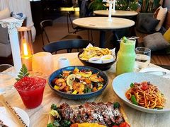 -玲婧胡同·生日蛋糕·餐厅(嘉里城店)