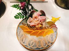 -泓炙颐凤鲜海鲜火锅料理(桐乡店)