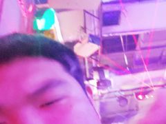 -UP嘻哈酒吧(粉巢店)