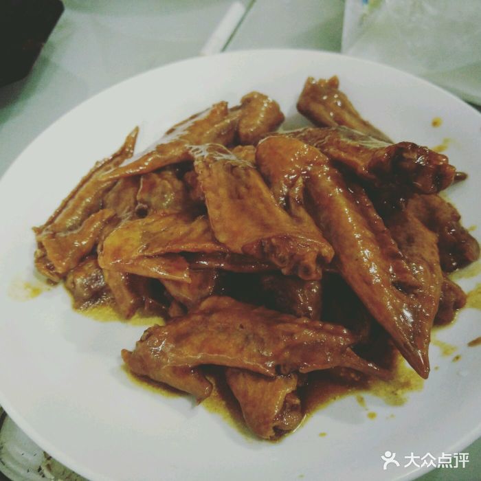 明堂砂锅鸡尖图片 - 第1张