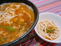 -香巴拉云南餐厅(华莱坞店)