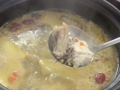 -花苑美食横琴生蚝火锅(拱北粤华路店)