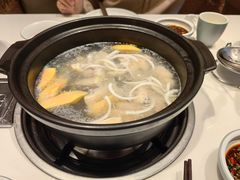 -东椰·海南椰子鸡火锅(朝阳门店)