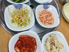 -亲昵春川鸡排(韩国美食街店)