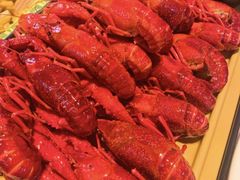 -肥肥虾庄·金牌油焖大虾(汉街SKP店)