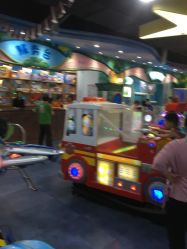 -利奥梦幻主题乐园(爱琴海购物公园店)