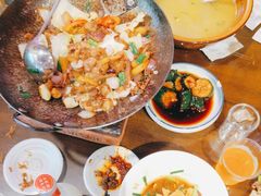 -富正毅三下锅·湘西韵味(天门山索道店)