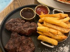 炭烤牛里脊薯条-IL TEATRO 精品意大利餐厅