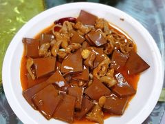 -曾氏肥肠馆(凯瑞雅居店)